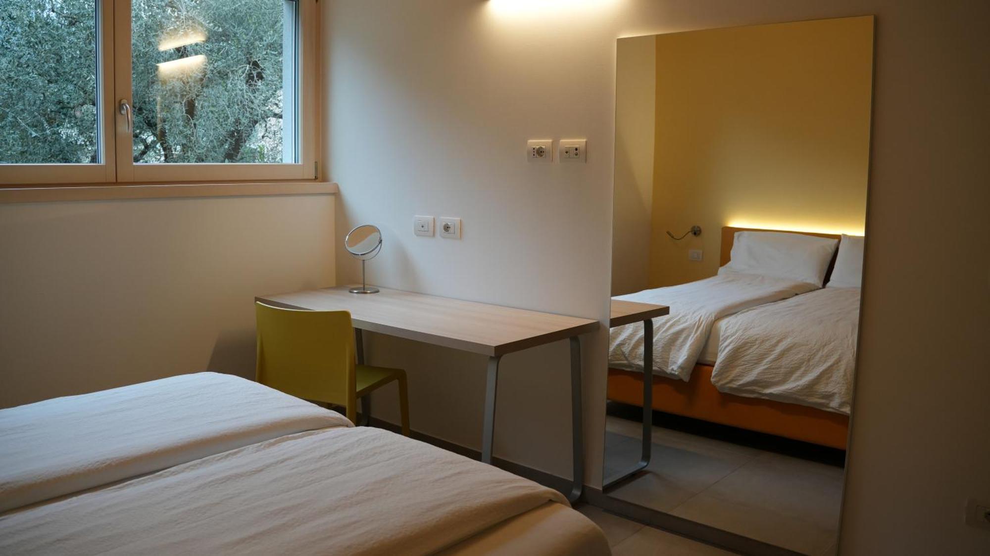 Casa Maria Apartments Riva del Garda Kamer foto